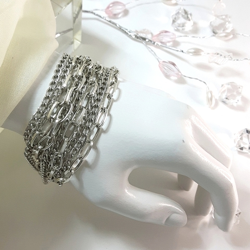 Chains Bracelet🌸Multi Layer Silver Tone Chains